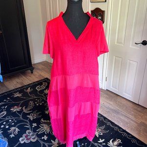 Peruzzi Fuchsia V Neck Dress